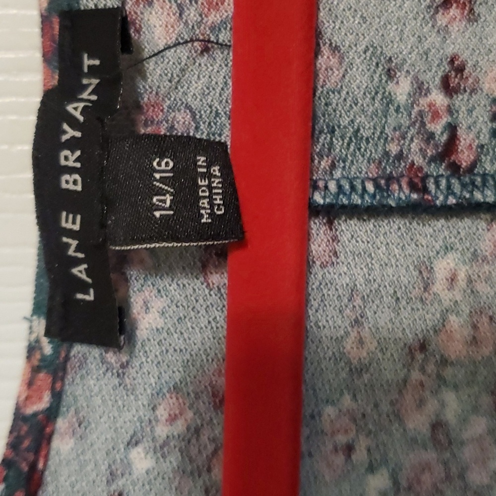 Lane Bryant Sweetheart-Neck Max Swing Tee - Picture 2 of 4
